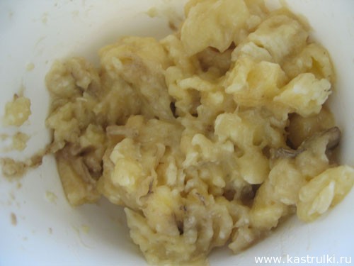 Банановый кекс с ирисками